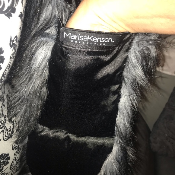 NWOT Marisa Kenson Aspen Hand Warmer gray coyote - Picture 3 of 8